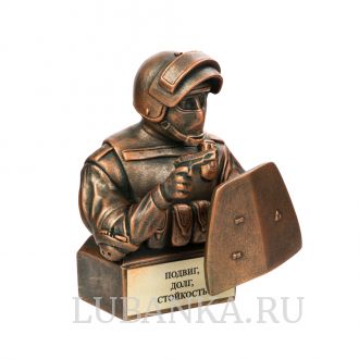 Статуэтка для интерьера «Боец спецназа со щитом»